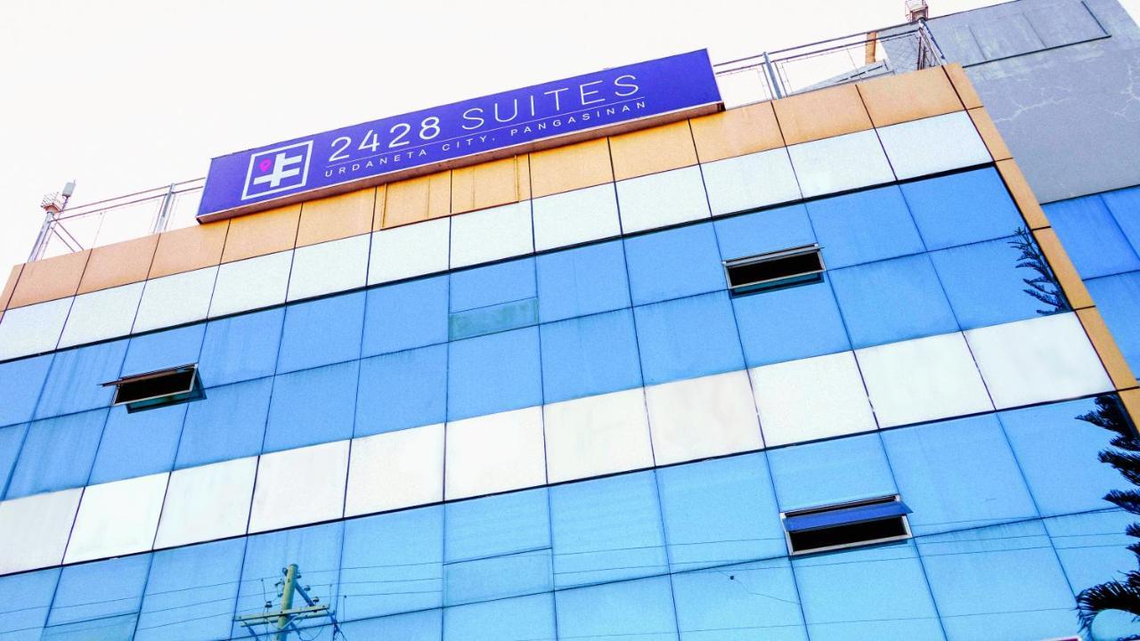 2428 Suites Urdaneta Luaran gambar